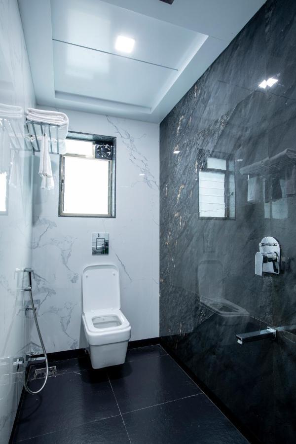 Hotel Megh Residency Navi Mumbai Extérieur photo