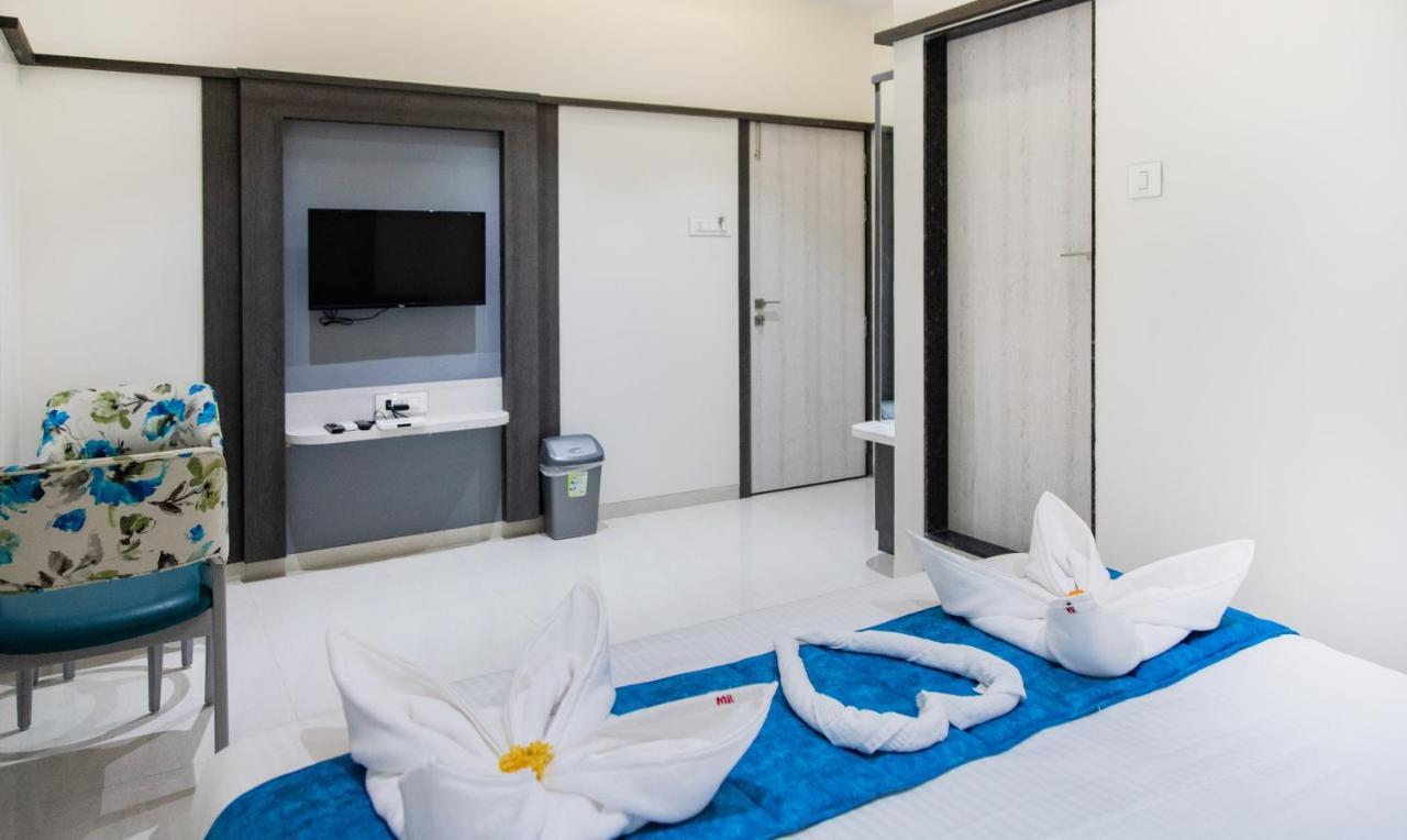 Hotel Megh Residency Navi Mumbai Extérieur photo